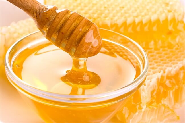 عسل مرطوب کننده طبیعی 
