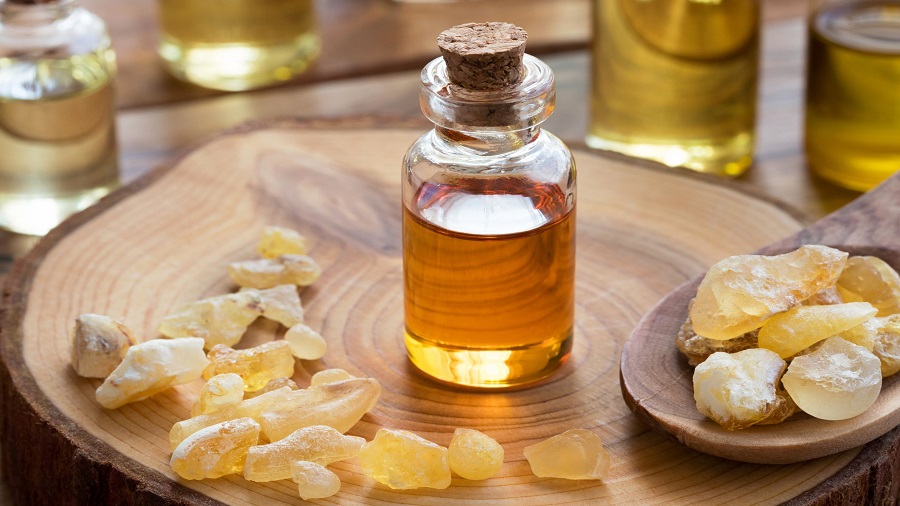 خواص روغن کندر