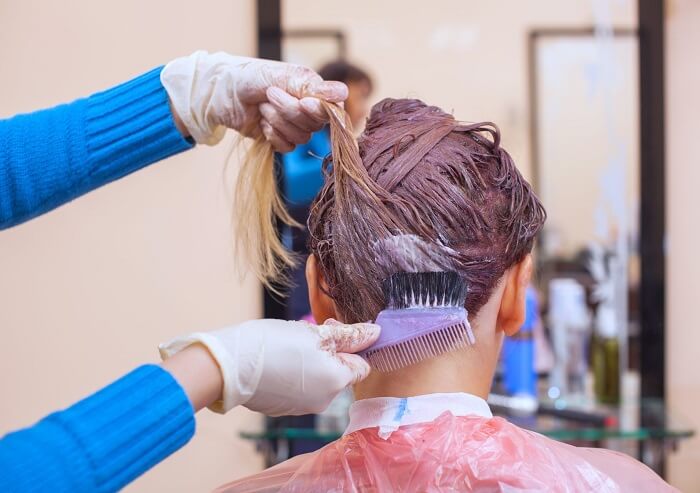 رنگساژ کردن مو با تونر های مخصوص رنگساژ