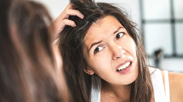 آیا اگزمای سر باعث ریزش مو می شود؟
